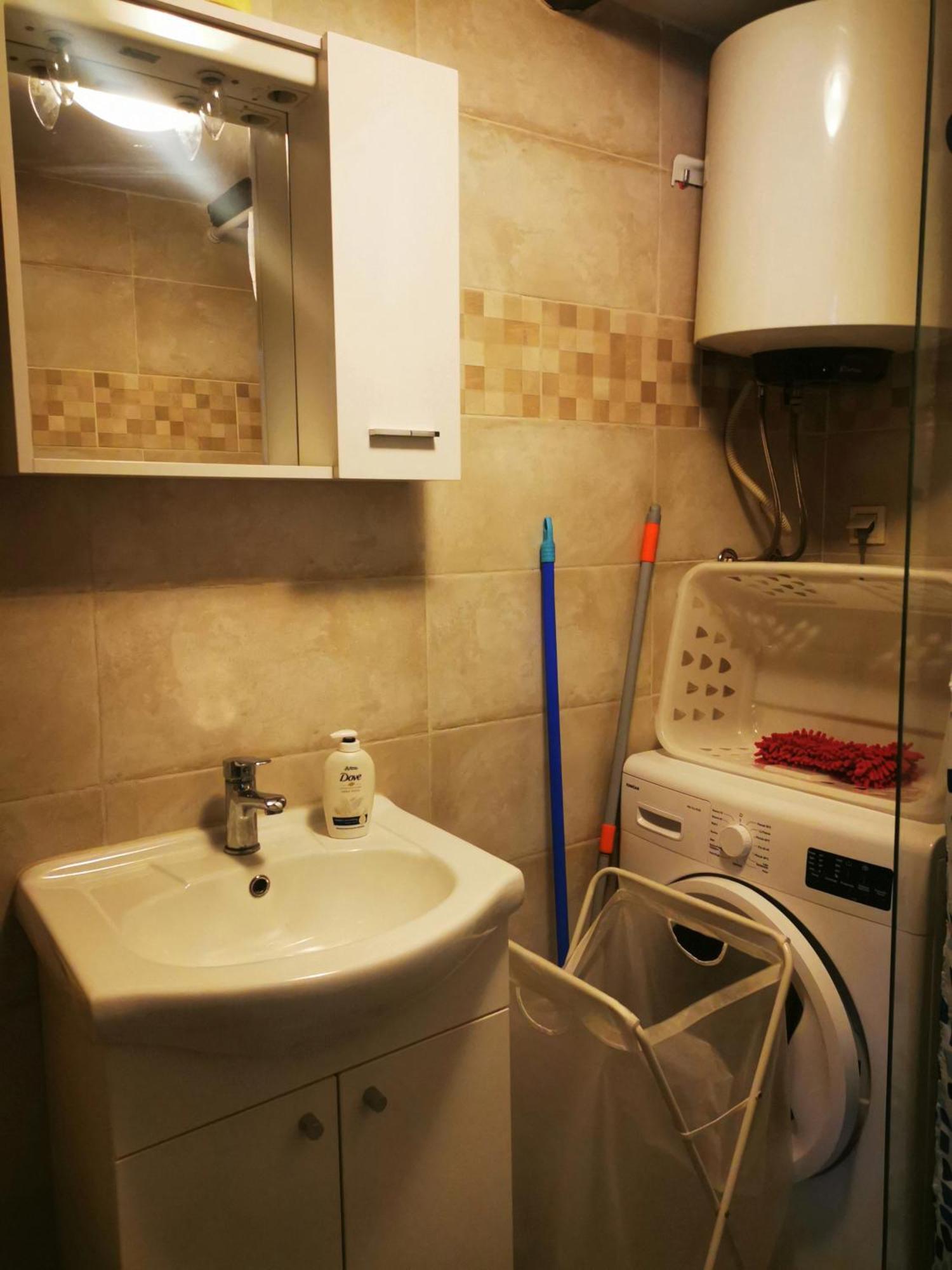 Attica Apartment PUY Exterior foto